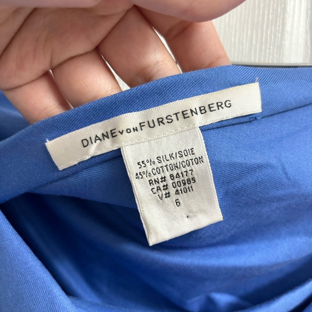 Diane von Furstenberg Silk Maxi Dress Size 6 Waist Tie Drape Neck Blue - Picture 3 of 8